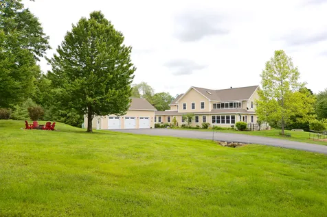 36 Old Settlers Road Barrington NH 03825