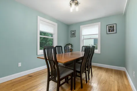 8 Nathaniel Way Exeter NH 03833