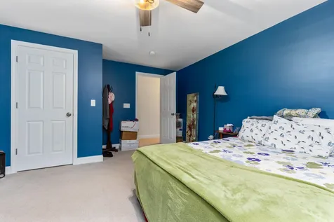 8 Nathaniel Way Exeter NH 03833