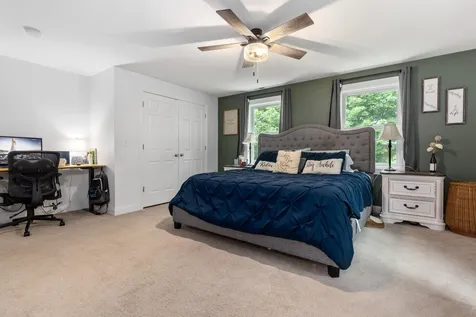 8 Nathaniel Way Exeter NH 03833