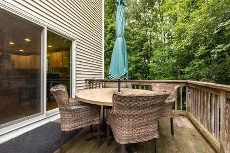 8 Nathaniel Way Exeter NH 03833