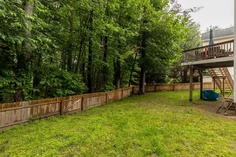 8 Nathaniel Way Exeter NH 03833