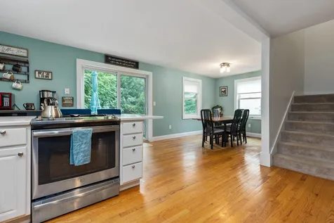 8 Nathaniel Way Exeter NH 03833