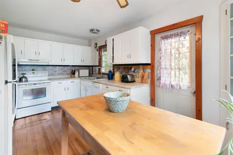 813 Western Avenue Brattleboro VT 05301