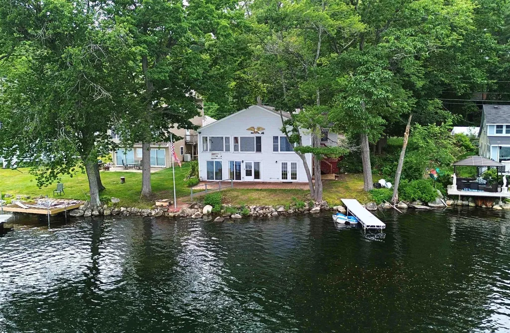 89 W Shore Road Windham NH 03087