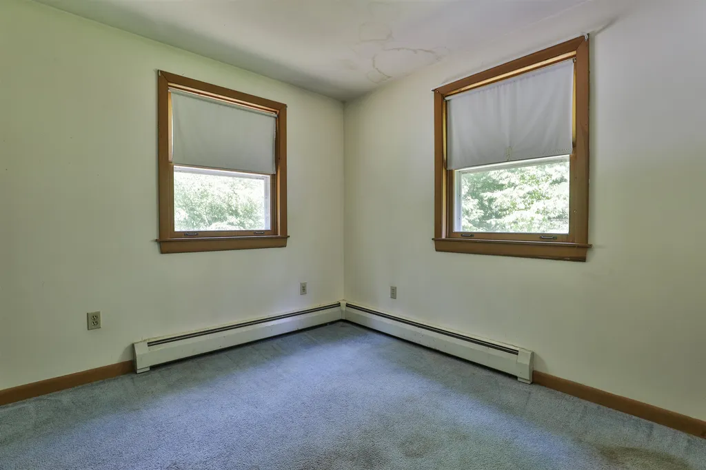 28 Wason Road Hudson NH 03051