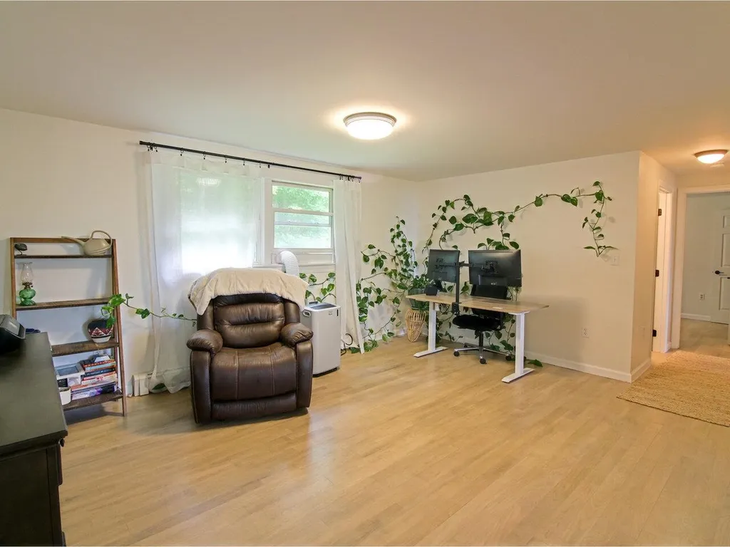 385 Broadlake Road Colchester VT 05446