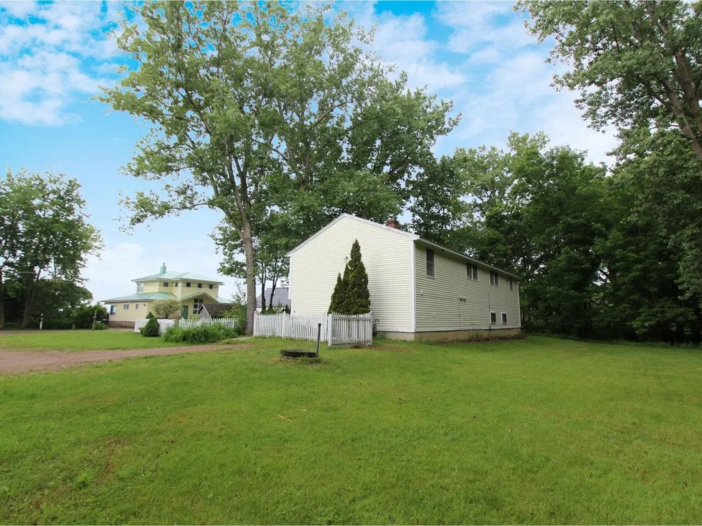385 Broadlake Road Colchester VT 05446