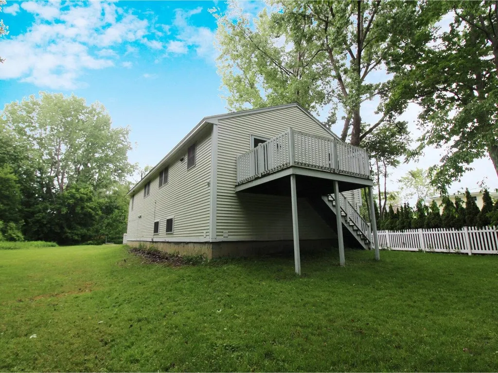 385 Broadlake Road Colchester VT 05446