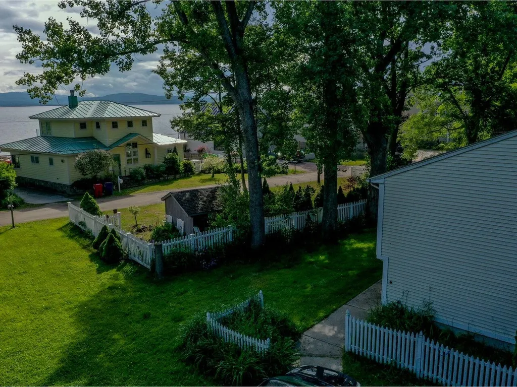 385 Broadlake Road Colchester VT 05446