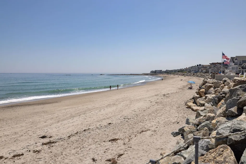 1080 Ocean Boulevard Hampton NH 03842