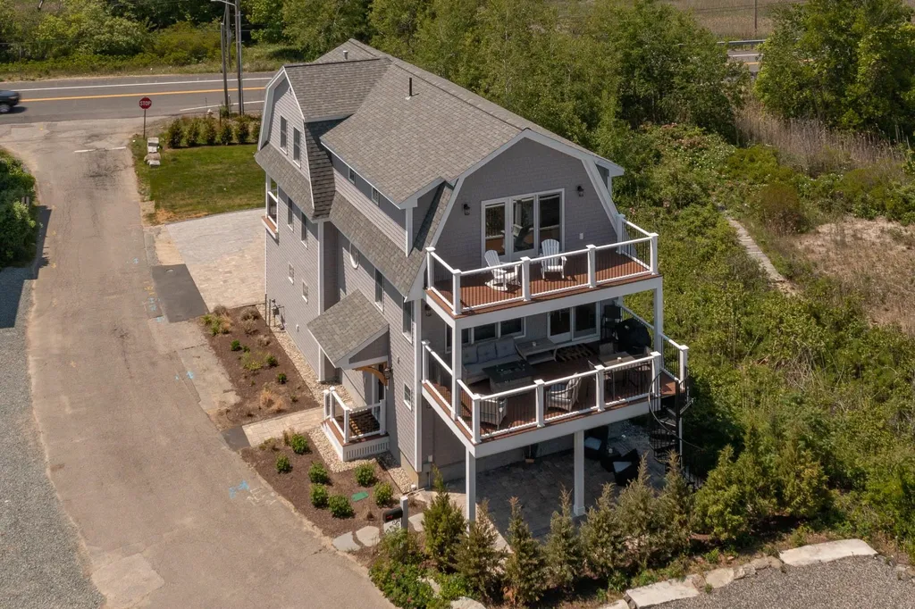 1080 Ocean Boulevard Hampton NH 03842