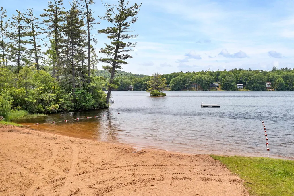 8 Applewood Avenue Gilmanton NH 03237