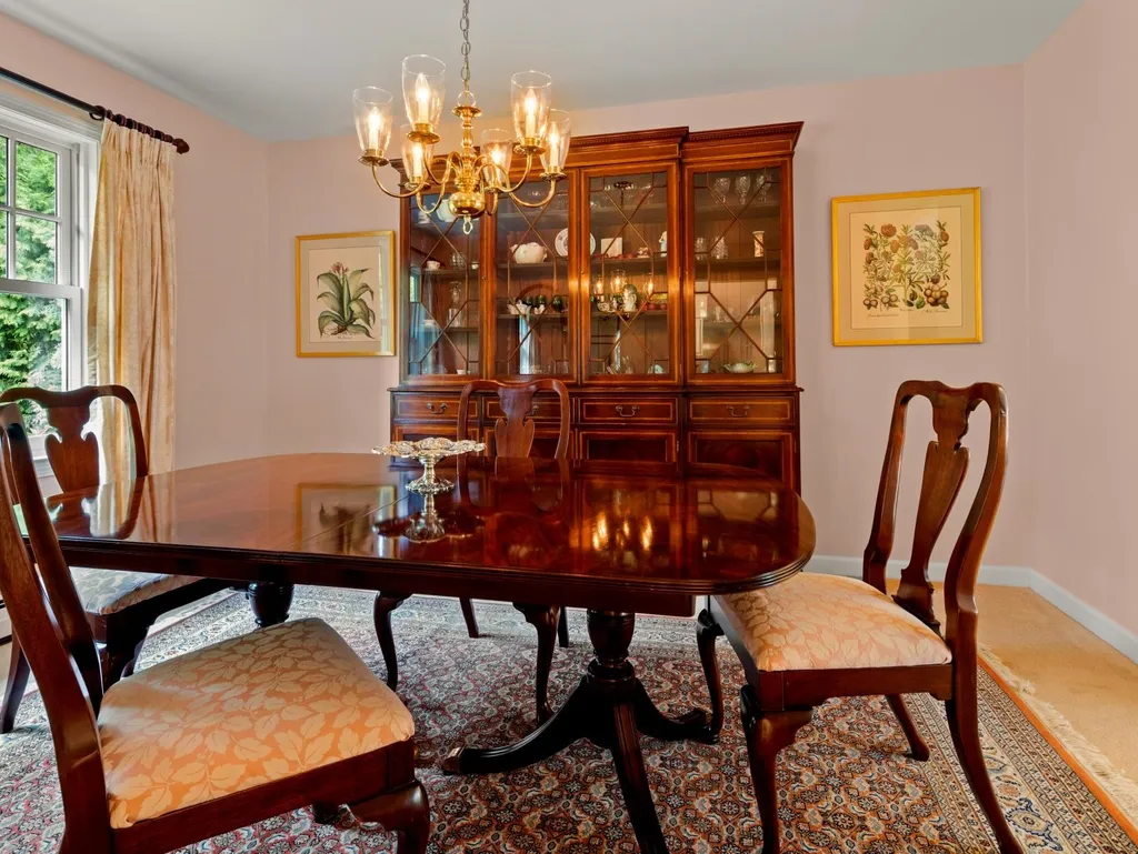 251 Summit Circle Shelburne VT 05482