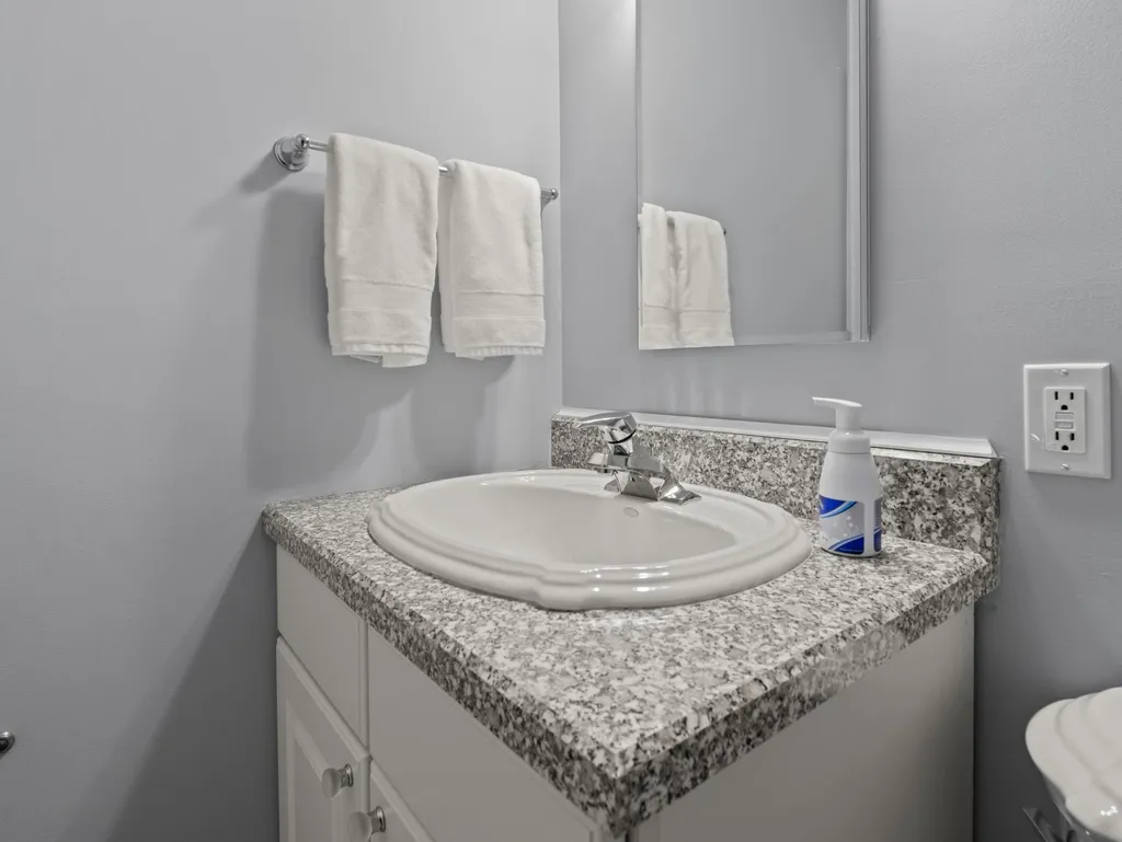 251 Summit Circle Shelburne VT 05482