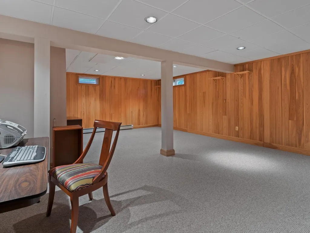 251 Summit Circle Shelburne VT 05482