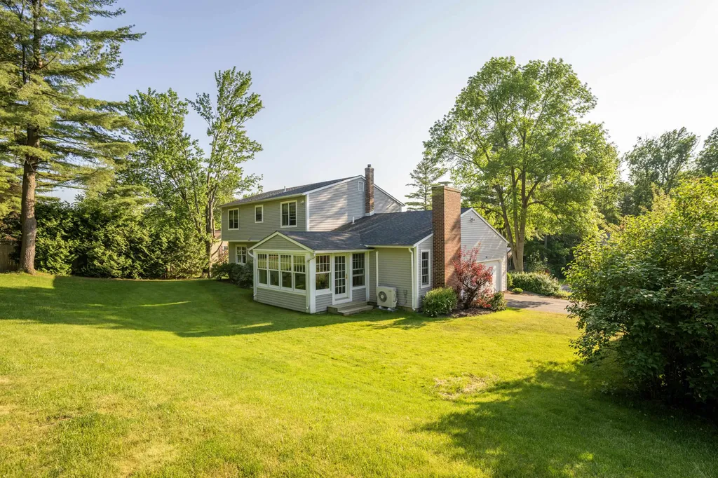 251 Summit Circle Shelburne VT 05482