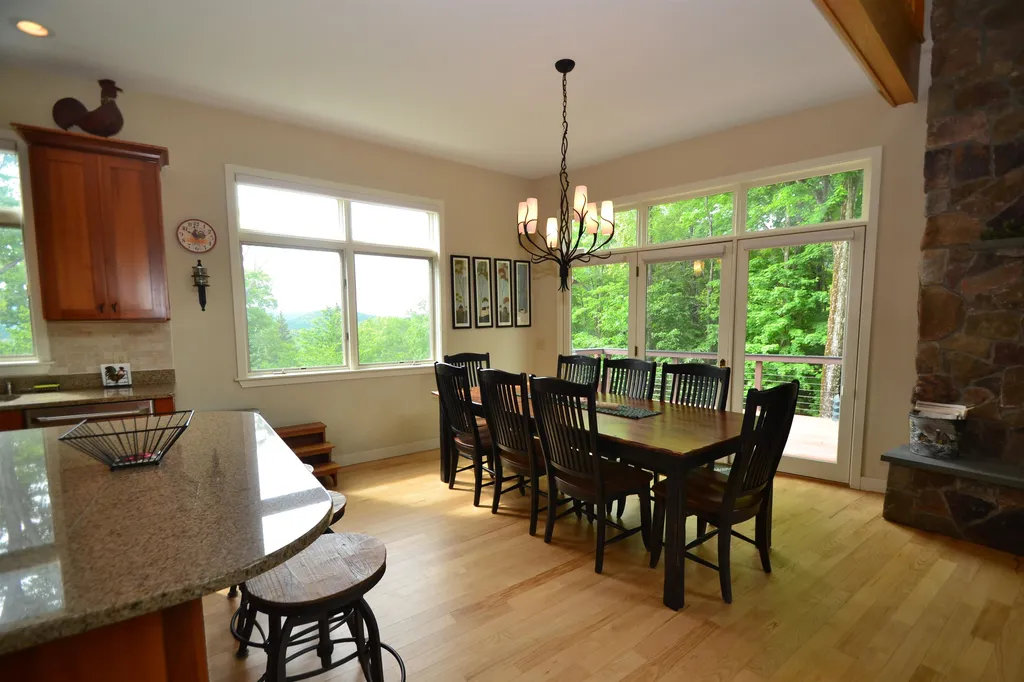 258 Upper Village Road Warren VT 05674