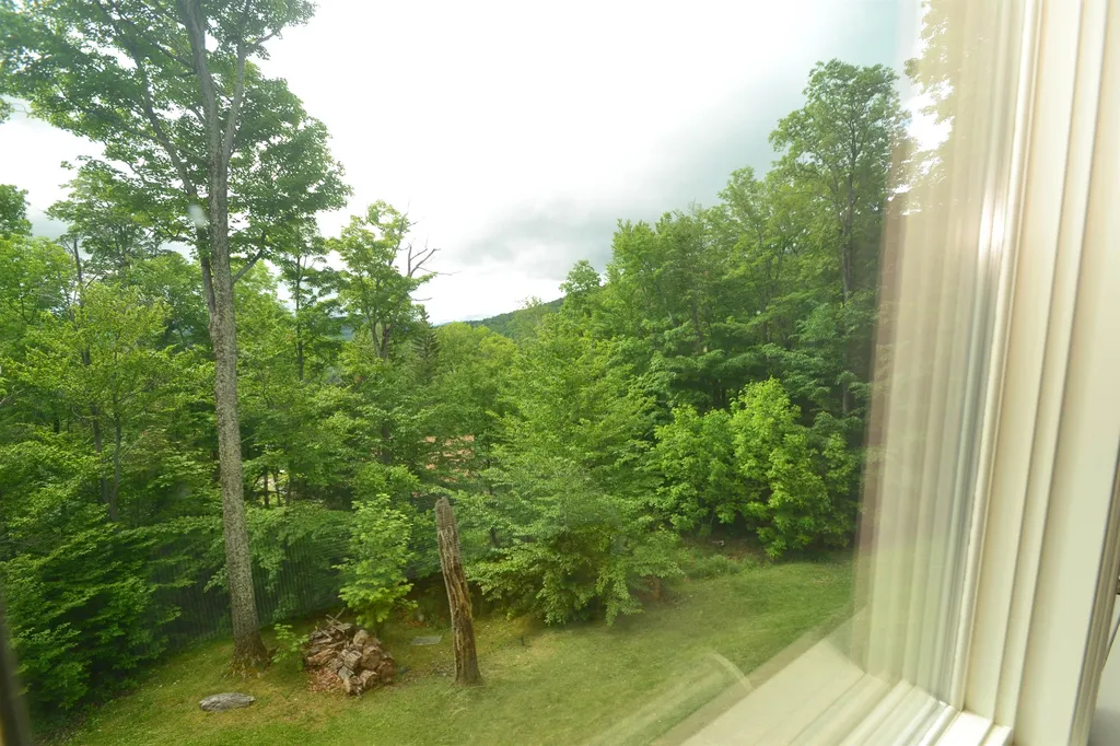 258 Upper Village Road Warren VT 05674