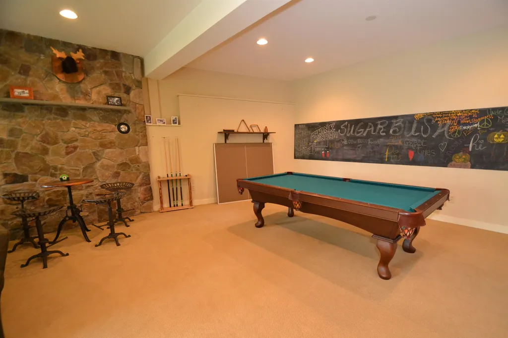 258 Upper Village Road Warren VT 05674