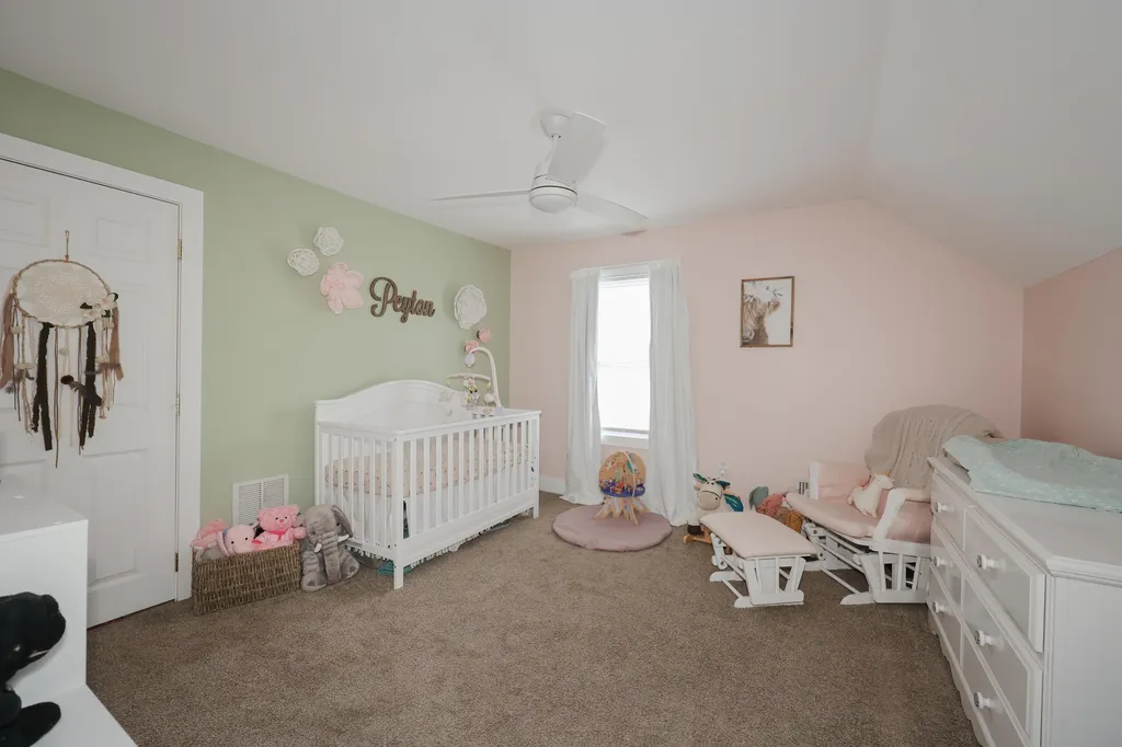 14 Artillery Lane Nashua NH 03064