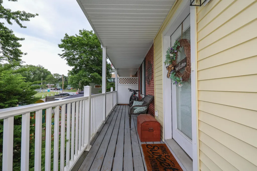 14 Artillery Lane Nashua NH 03064