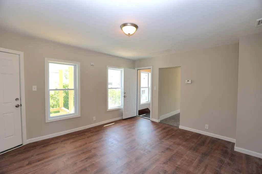 57 Hamblet Street Manchester NH 03103