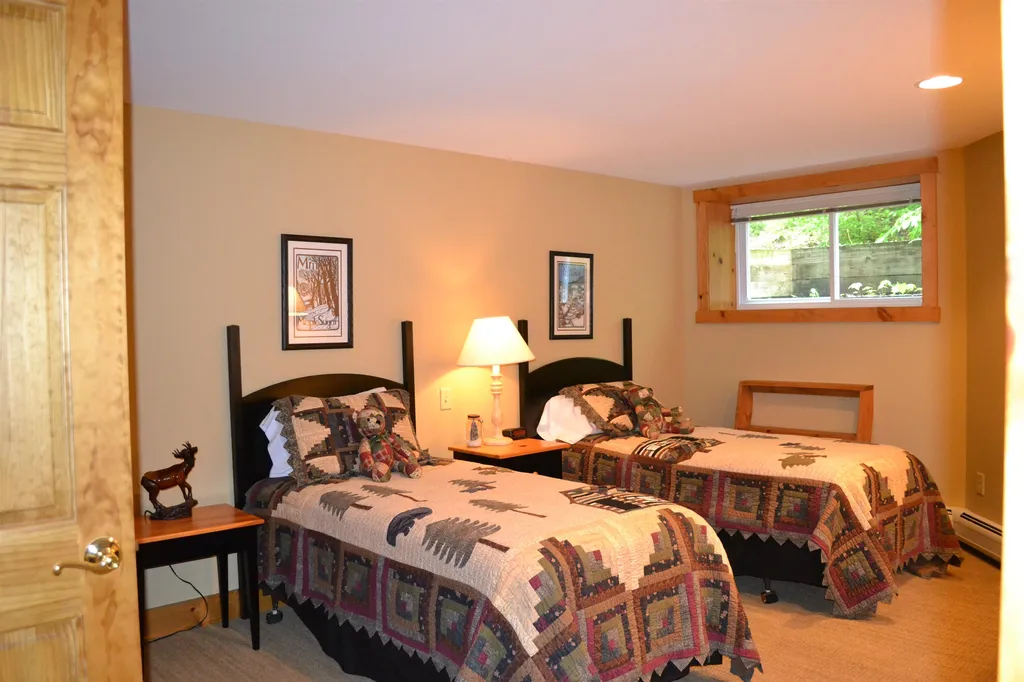 98 Queens Road Jay VT 05859