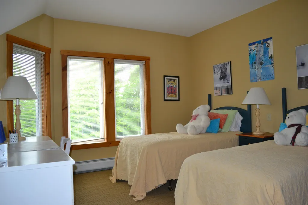 98 Queens Road Jay VT 05859