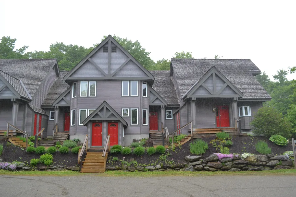 98 Queens Road Jay VT 05859