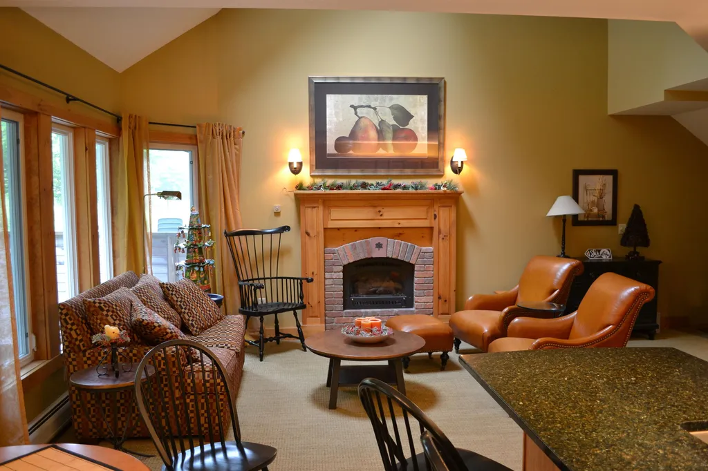 98 Queens Road Jay VT 05859