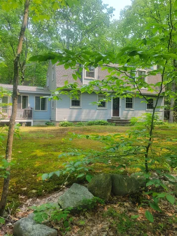 10 Acorn Avenue Auburn NH 03032