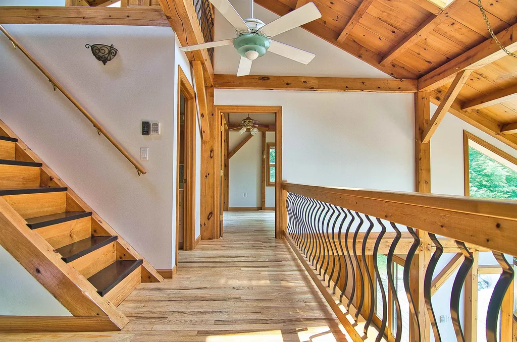 9 Cove Road Canaan NH 03741