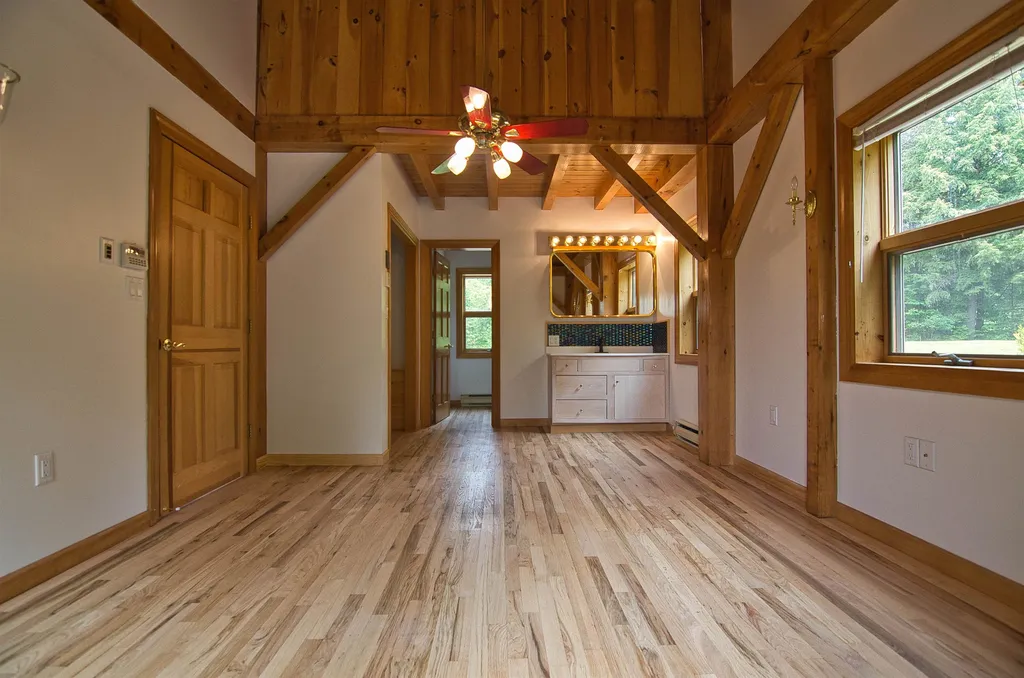 9 Cove Road Canaan NH 03741