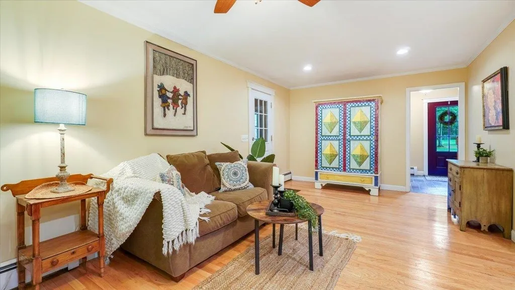 14 Forest Road Essex VT 05452