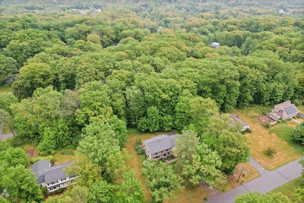14 Forest Road Essex VT 05452