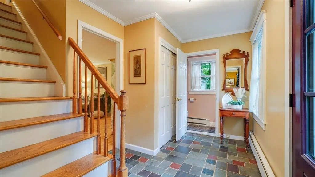 14 Forest Road Essex VT 05452