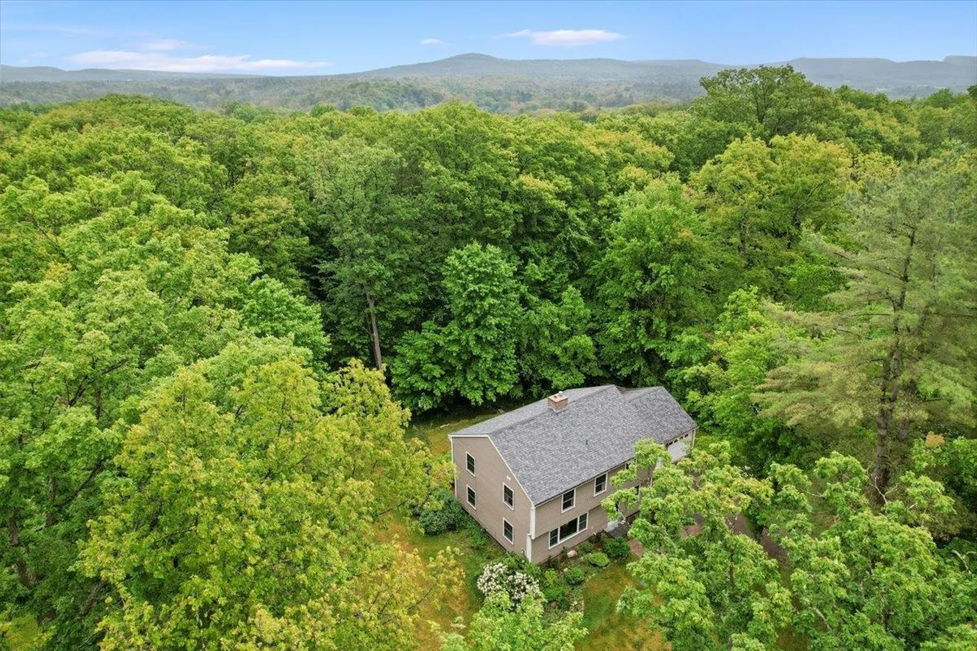 14 Forest Road Essex VT 05452