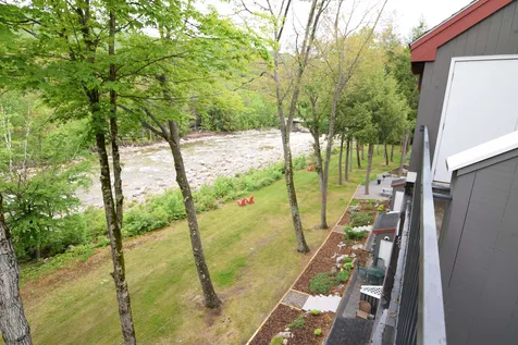 10 Bunker Lane Lincoln NH 03251