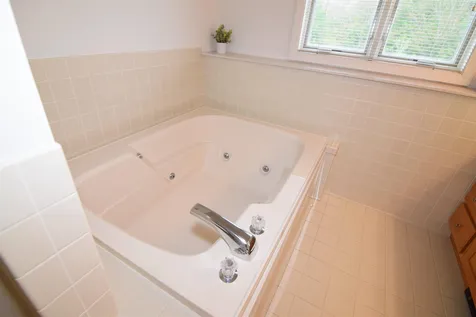 10 Bunker Lane Lincoln NH 03251