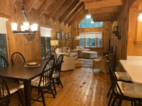19 Arctic Circle Wilmington VT 05363