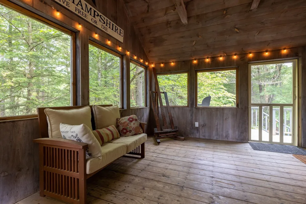 13 Riverwood Road Kingston NH 03848