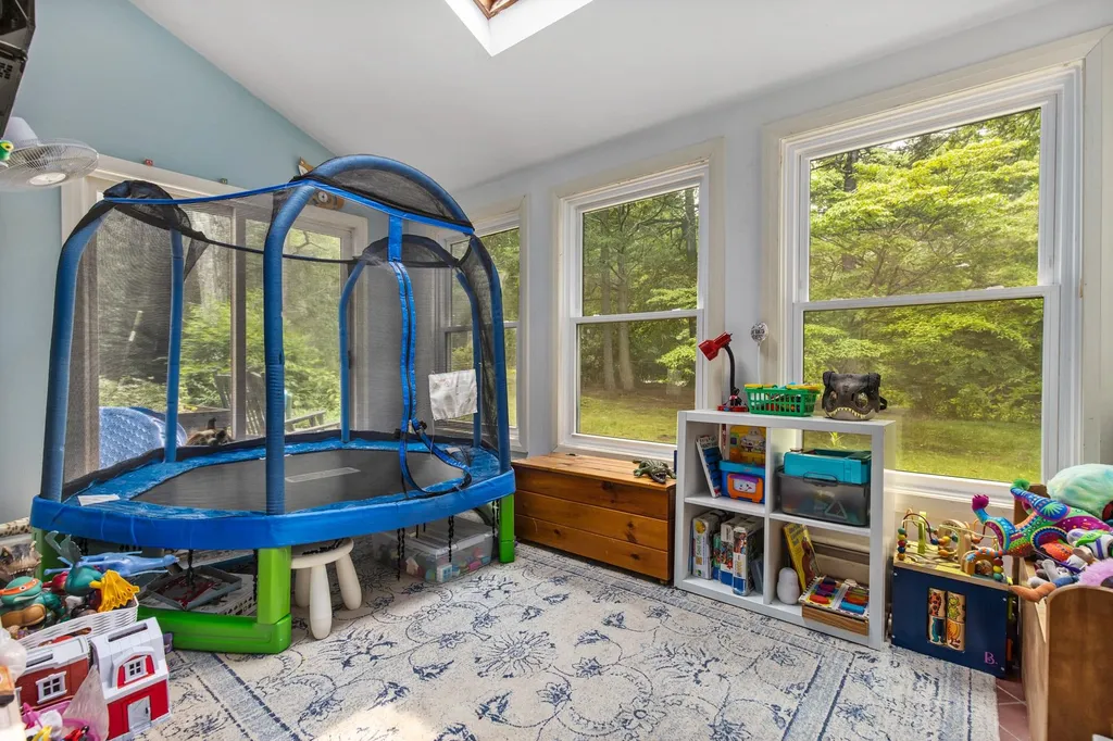 13 Riverwood Road Kingston NH 03848
