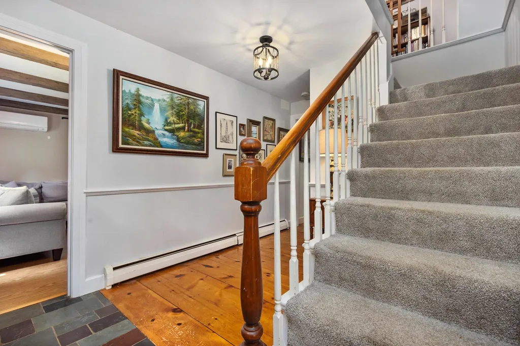13 Riverwood Road Kingston NH 03848