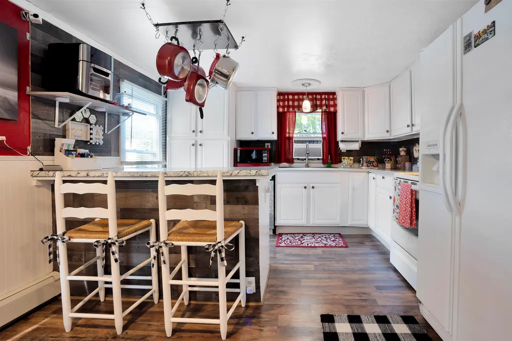 84 Riverview Drive Rochester NH 03867