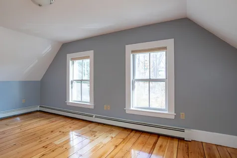 21 Old Ferry Lane Kittery ME 03904