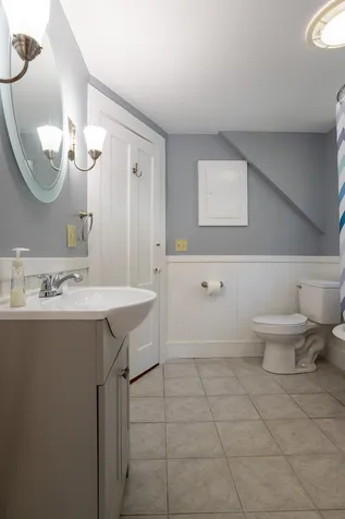 21 Old Ferry Lane Kittery ME 03904
