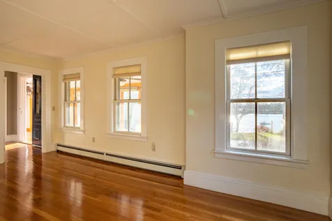 21 Old Ferry Lane Kittery ME 03904