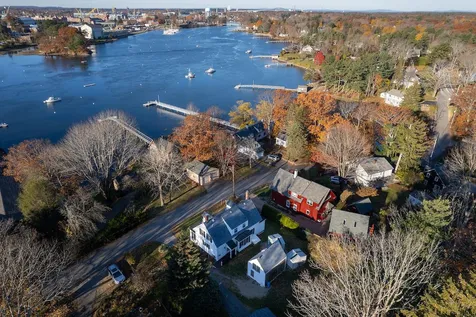21 Old Ferry Lane Kittery ME 03904