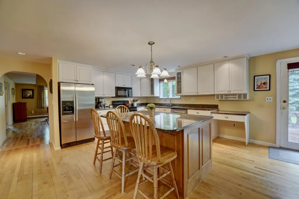 31 Dow Lane Rye NH 03870